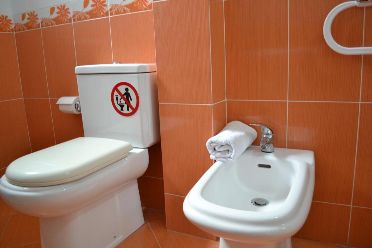 Vlorë Flowers & Green 2 Bedrooms Apartment & Box Garage מראה חיצוני תמונה