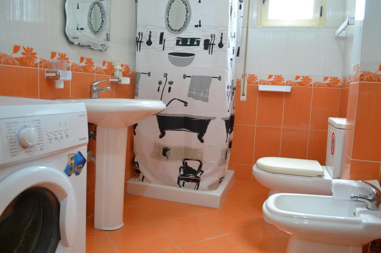 Vlorë Flowers & Green 2 Bedrooms Apartment & Box Garage מראה חיצוני תמונה