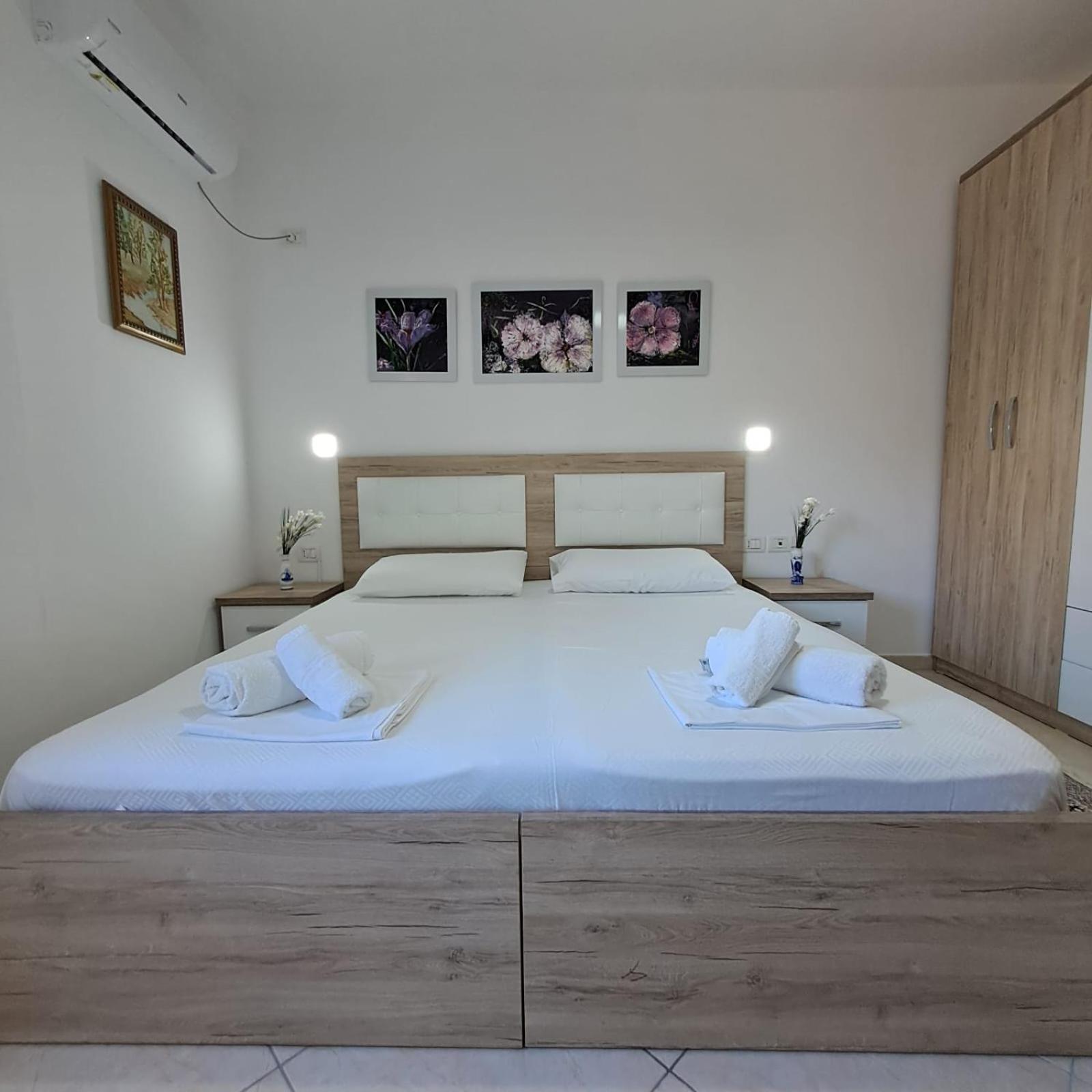 Vlorë Flowers & Green 2 Bedrooms Apartment & Box Garage מראה חיצוני תמונה